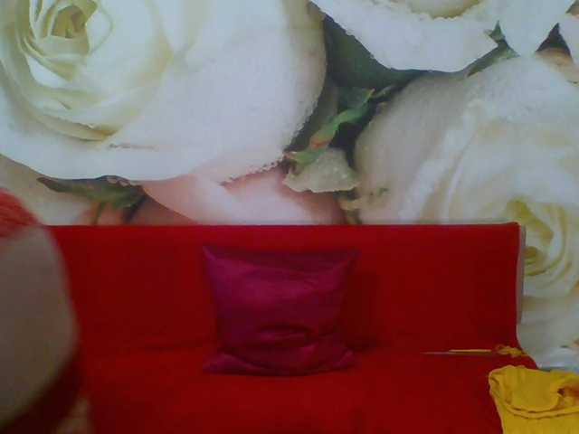 yakameliya live webcam show
