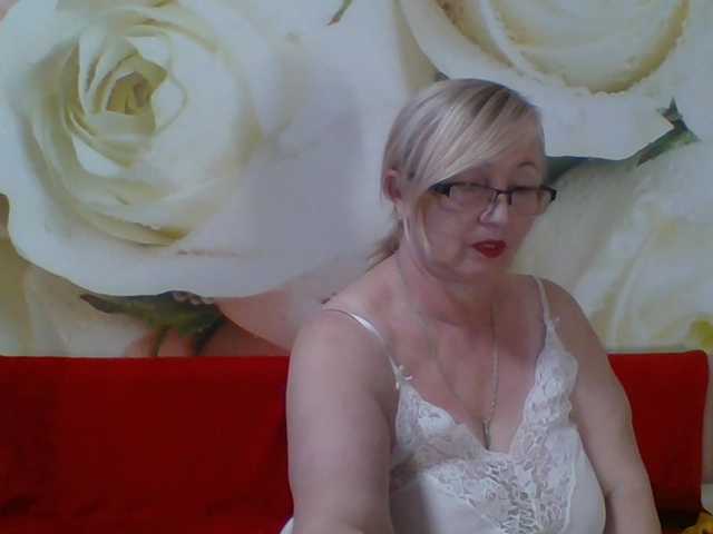 yakameliya live webcam show