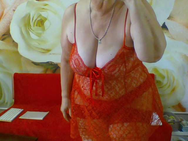 yakameliya live cam on BongaCams