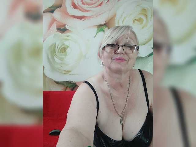 Beatris-K live webcam show