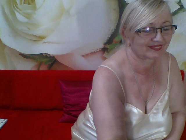 yakameliya live webcam show