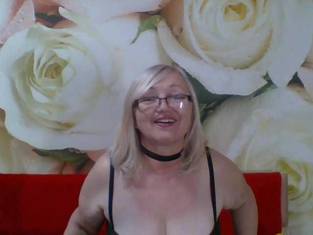 yakameliya live webcam show