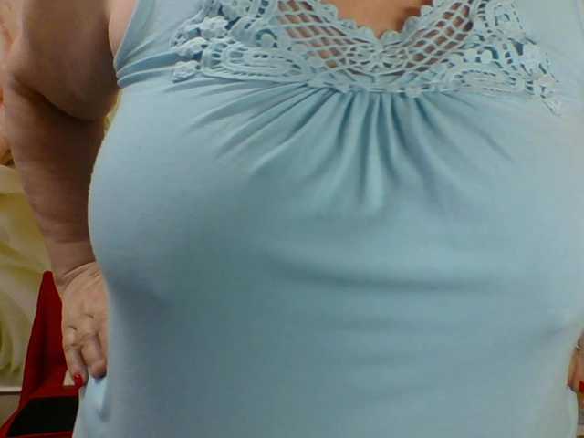 yakameliya live cam on BongaCams