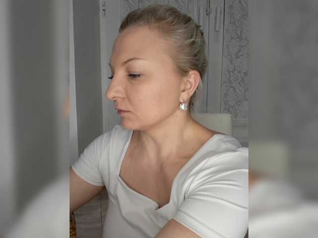 Anesteishen live cam on BongaCams