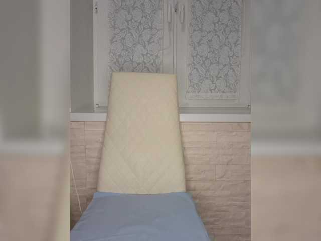 Anesteishen's BongaCams show and profile