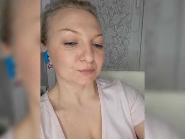 Anesteishen live cam on BongaCams