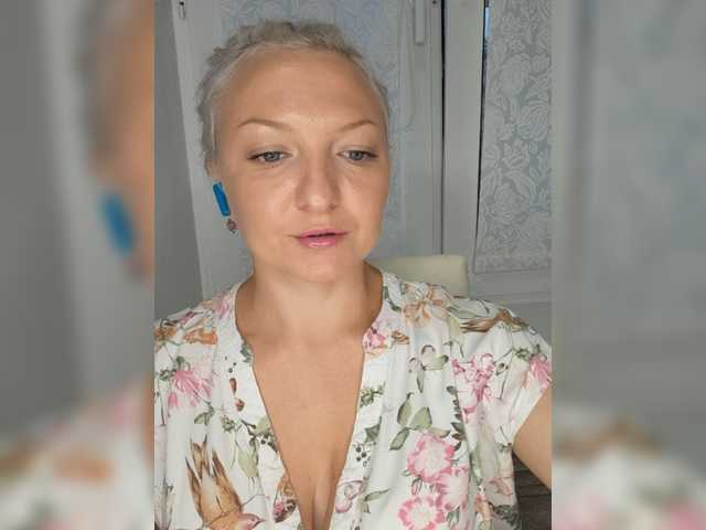 Anesteishen live webcam show