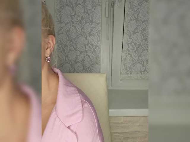 Anesteishen live cam on BongaCams
