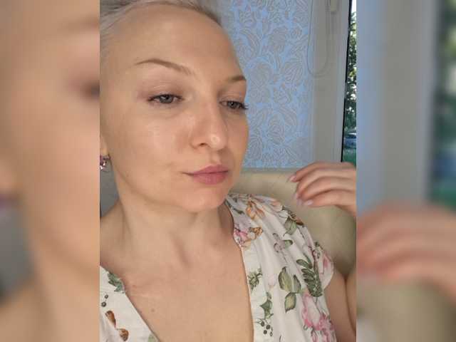 Anesteishen live cam on BongaCams