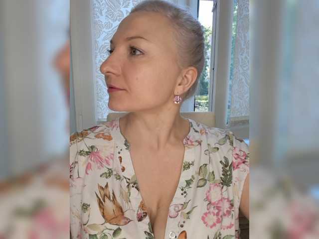 Anesteishen live cam on BongaCams