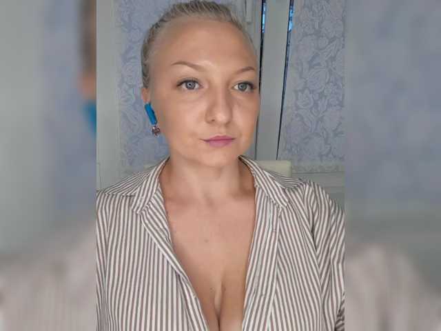 Anesteishen live webcam show