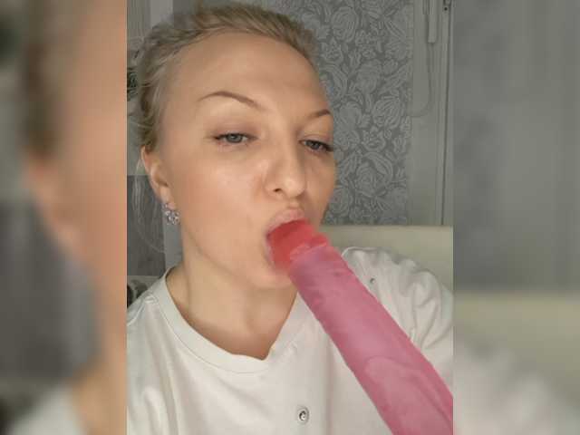 Anesteishen live cam on BongaCams