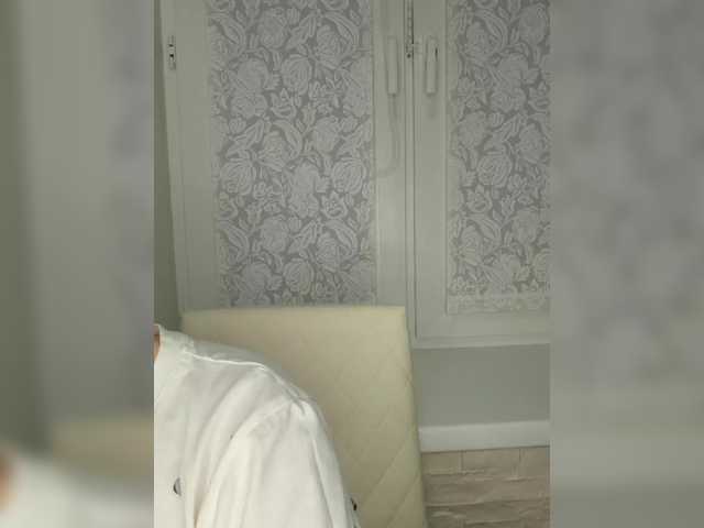 Anesteishen's BongaCams show and profile