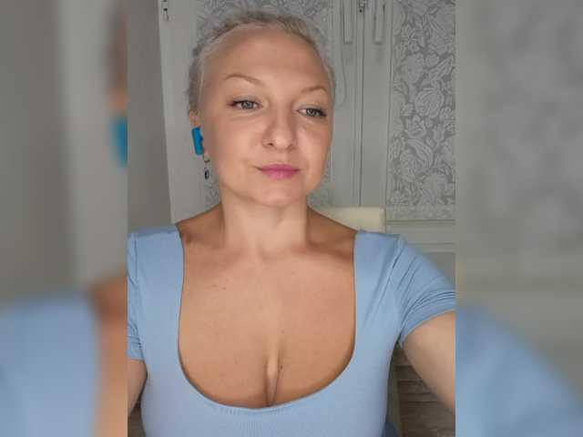 Anesteishen live cam on BongaCams