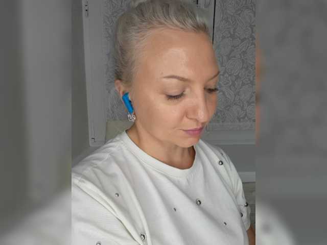 Anesteishen live cam on BongaCams