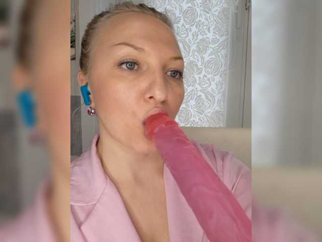 Anesteishen live cam on BongaCams