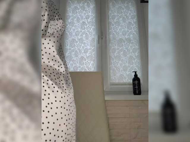 Anesteishen live webcam show