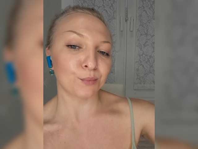 Anesteishen live cam on BongaCams