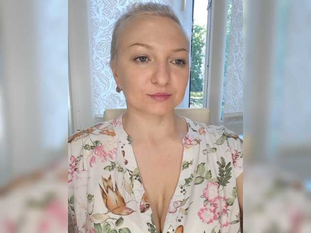 Anesteishen live cam on BongaCams