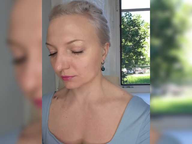 Anesteishen live cam on BongaCams