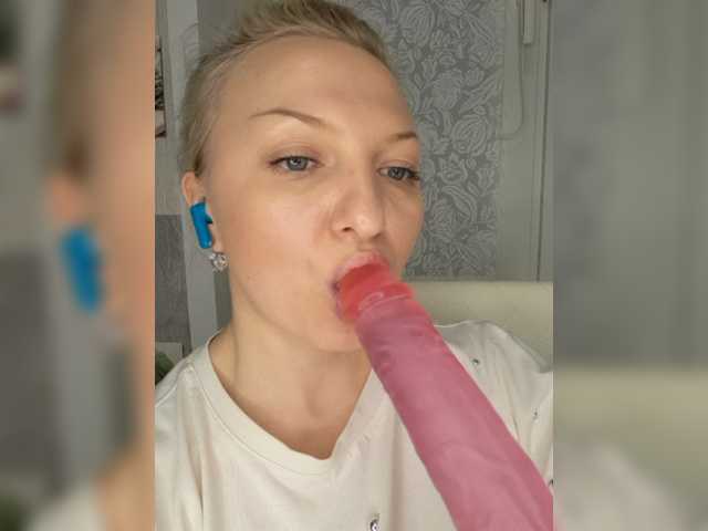 Anesteishen live cam on BongaCams