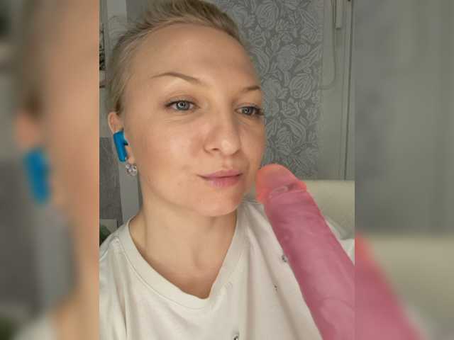 Anesteishen live cam on BongaCams