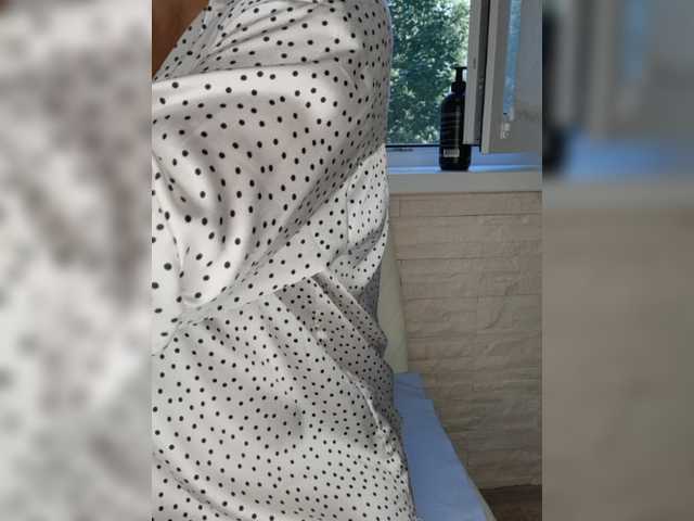 Anesteishen live webcam show