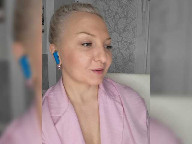 Anesteishen live cam on BongaCams