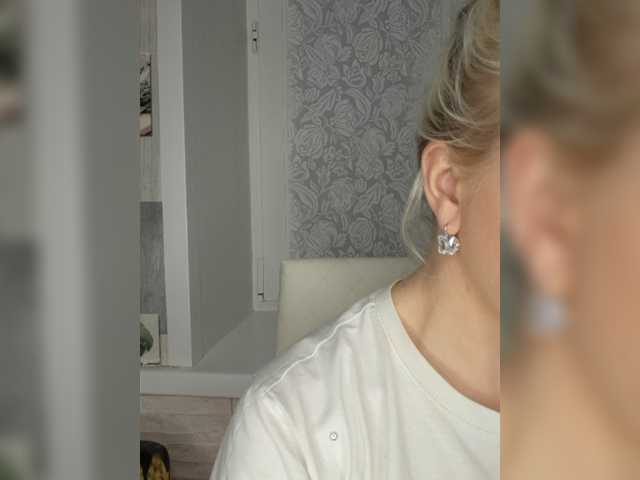 Anesteishen live cam on BongaCams