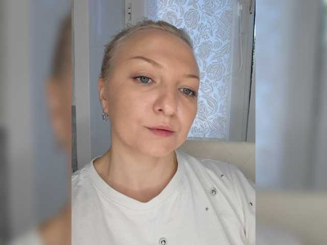 Anesteishen live cam on BongaCams