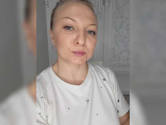 Anesteishen live cam on BongaCams