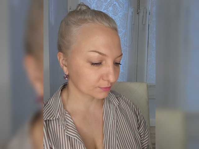 Anesteishen live cam on BongaCams