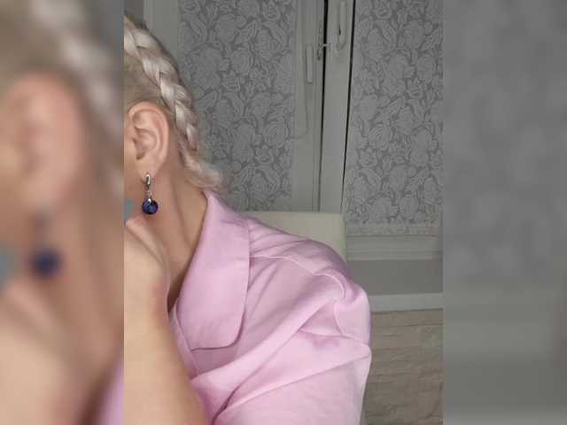 Anesteishen live cam on BongaCams