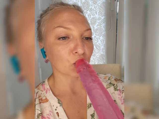 Anesteishen live webcam show