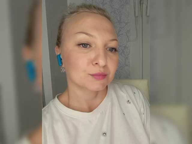 Anesteishen live cam on BongaCams