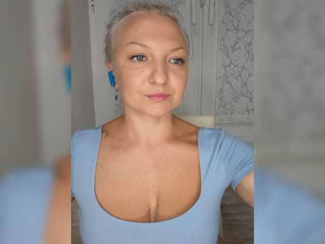 Anesteishen live cam on BongaCams