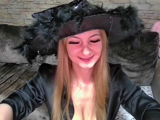 ChristinaHotX