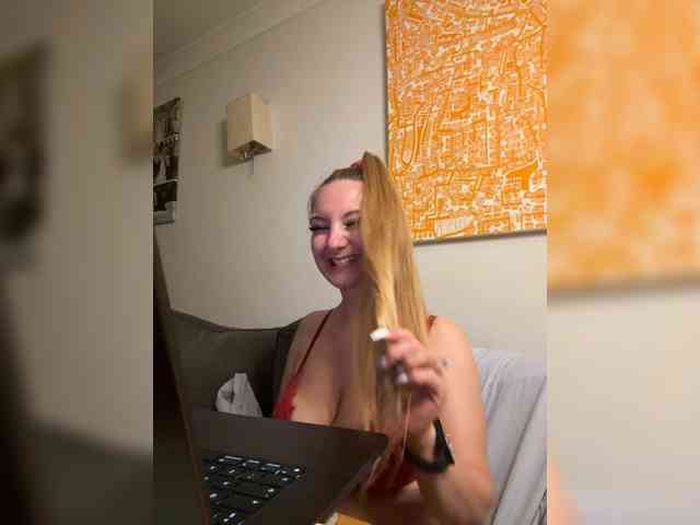 ChristinaHotX
