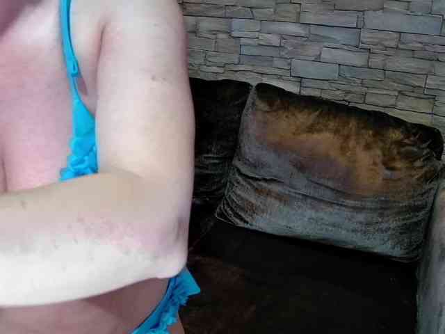 ChristinaHotX webcam