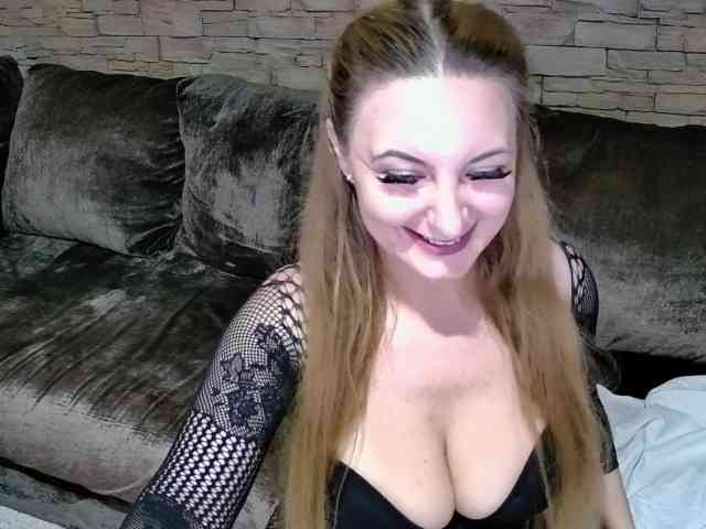ChristinaHotX