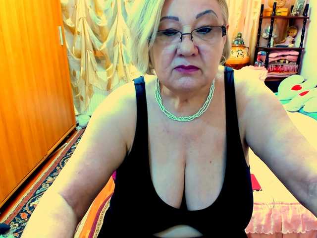 kony55c1a64fe live cam on BongaCams