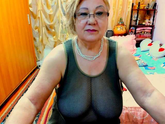 SeductiveMilf live cam preview