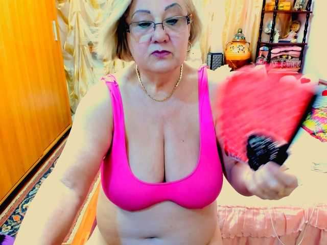 kony55c1a64fe live cam on BongaCams