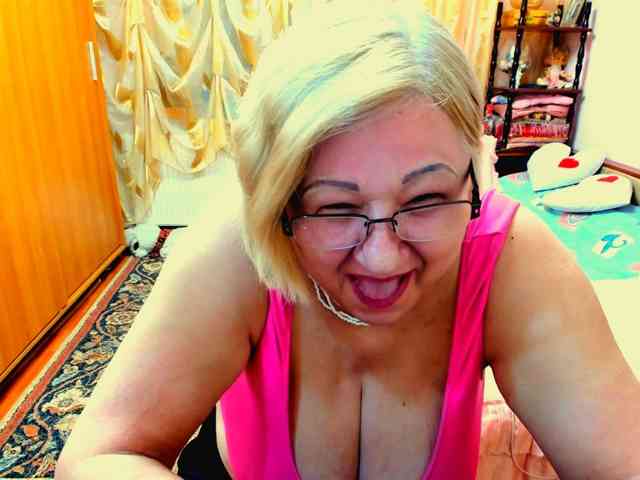SeductiveMilf webcam