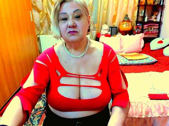 SeductiveMilf webcam