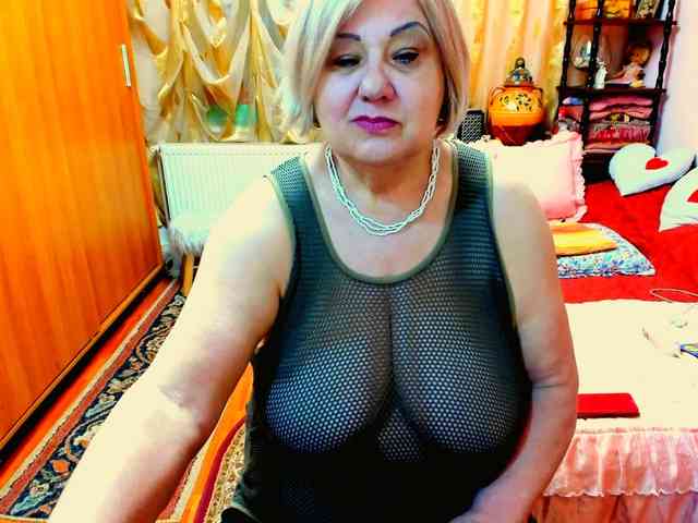 SeductiveMilf webcam