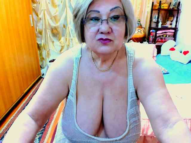 SeductiveMilf webcam