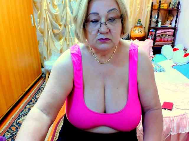 SeductiveMilf webcam