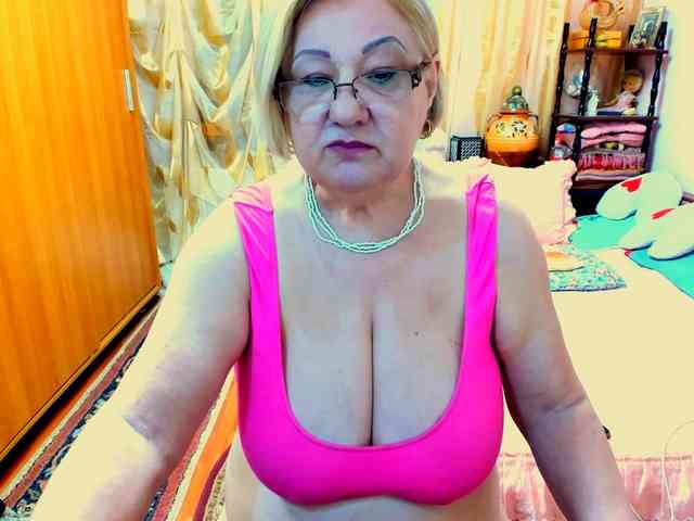 SeductiveMilf webcam