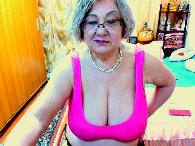 SeductiveMilf webcam